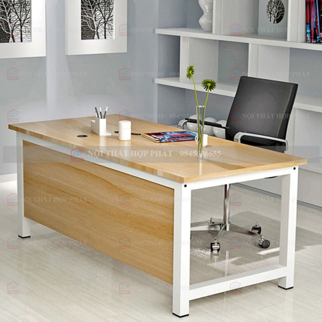 Bàn Làm Việc Chân Sắt BLVCS008 